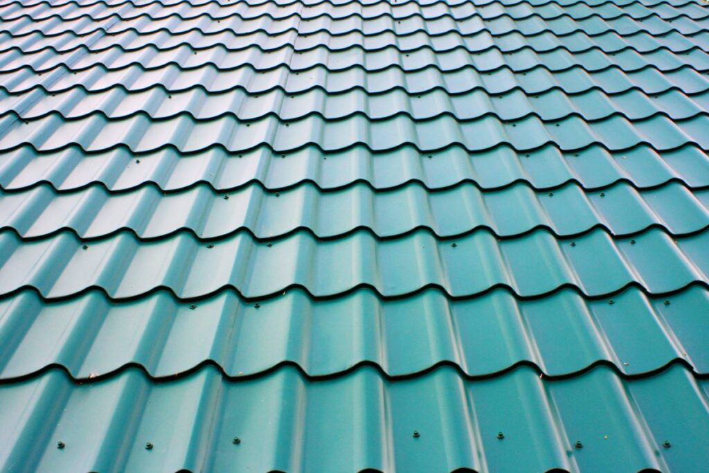 green tiles roof background image